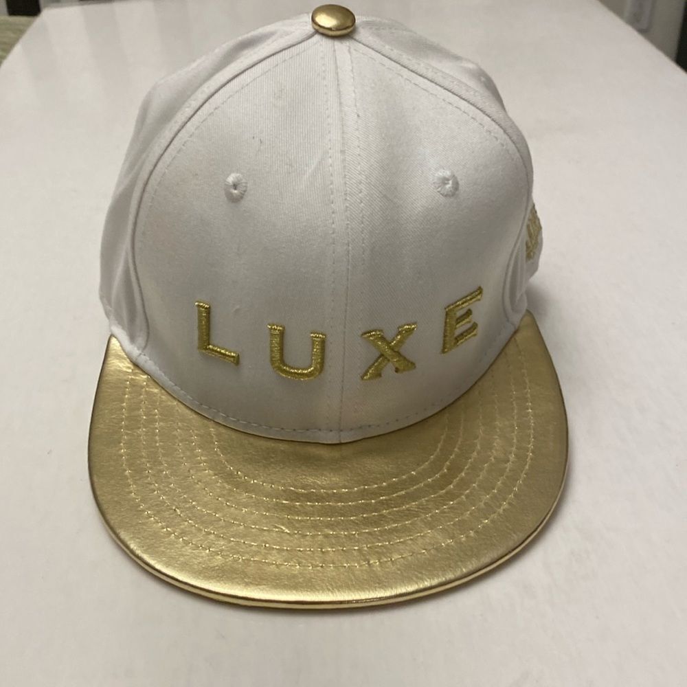 LUC BELAIRE White/ Gold Snap Back Hat OS